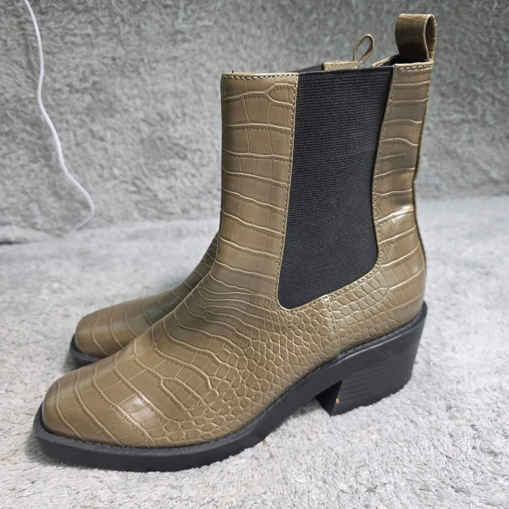 Open Edit Edayla Croc Embossed‎ Square Toe Chelsea Boots Olive Green Women 7 NEW